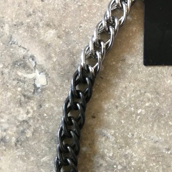 2-Tone Chain Link Necklace - Picture 2 of 2
